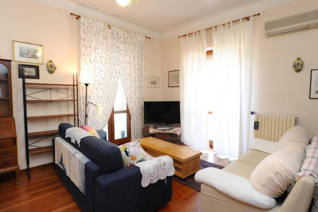 Charming Apartment In The Centre Of 아말피 외부 사진